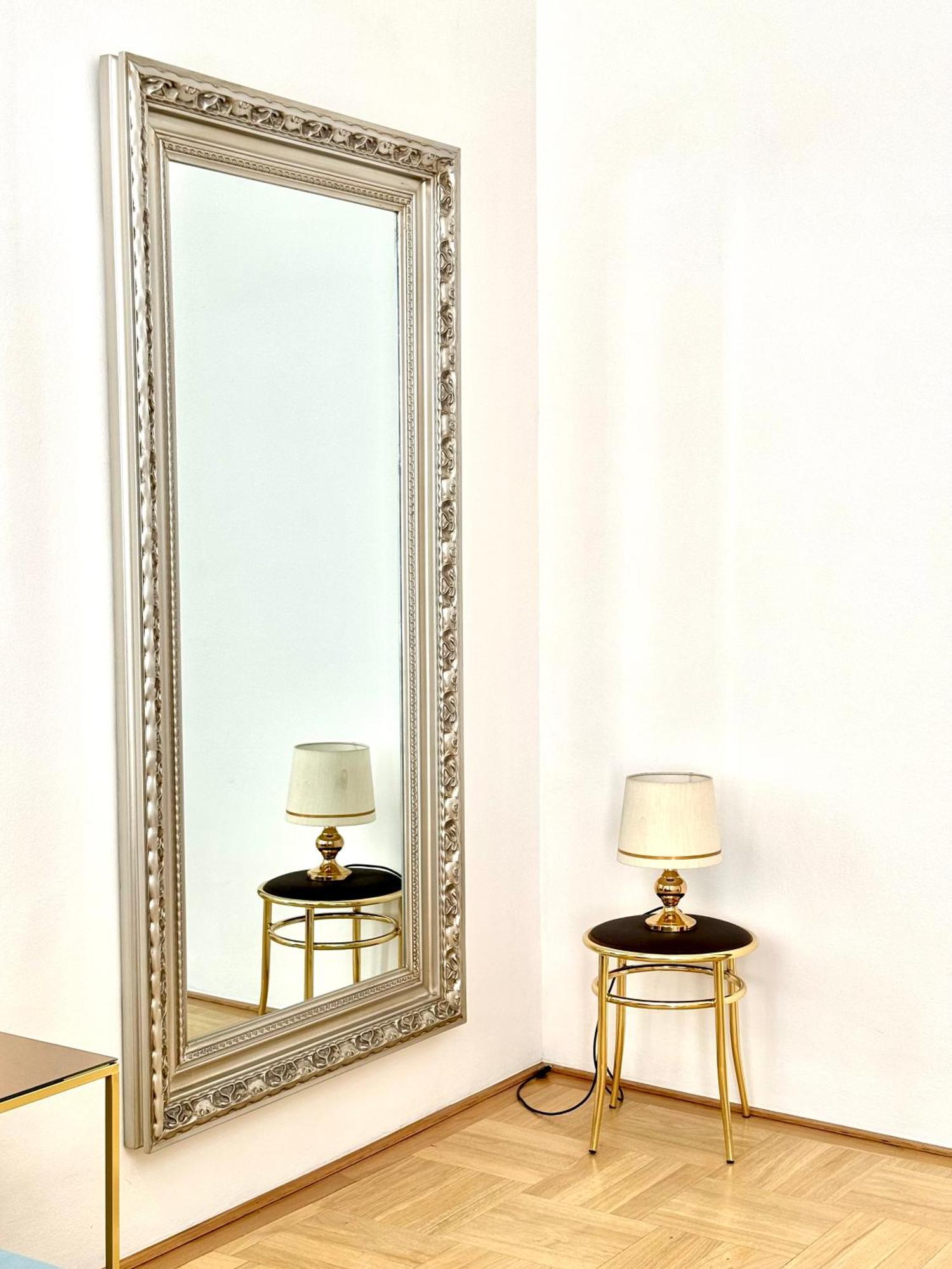 Opera 145 M2 Apartment Wien